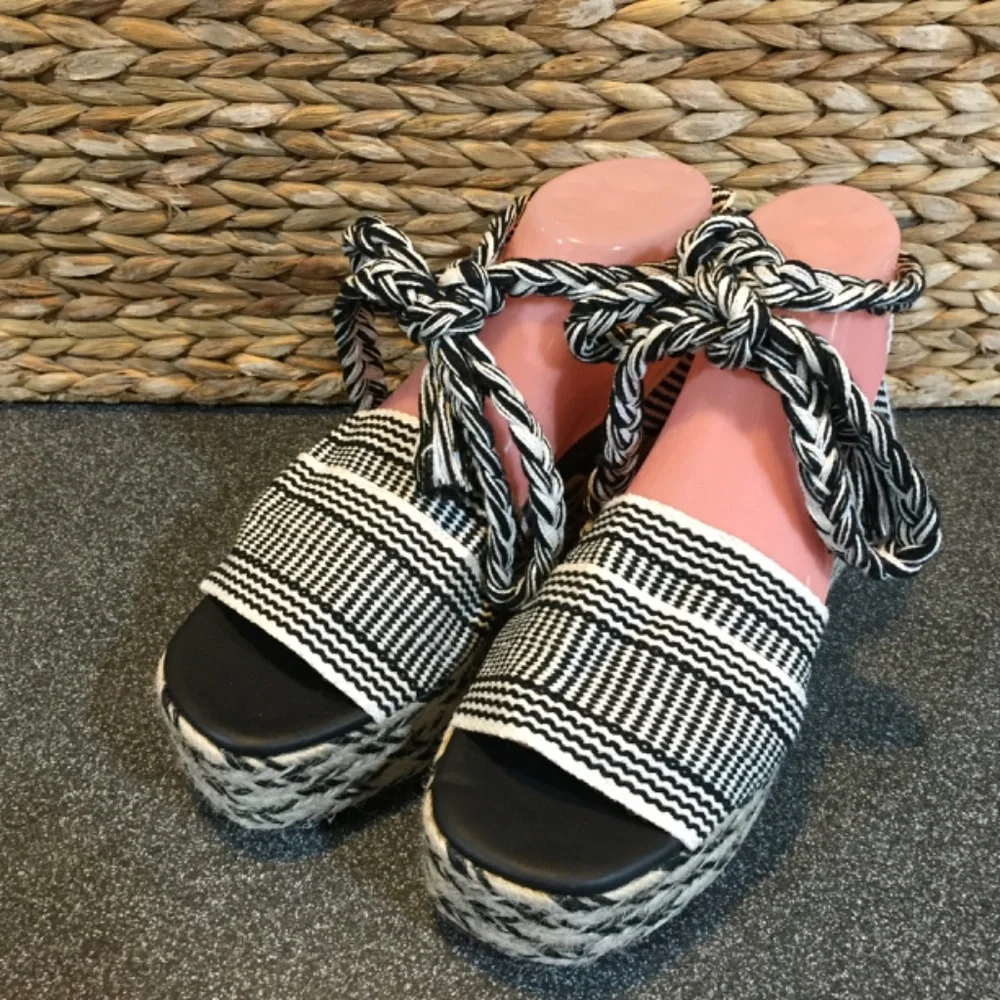 Maypol Black and White Platform Sandals